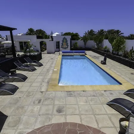 Soleil Et Volcan Lanzarote Holiday home *